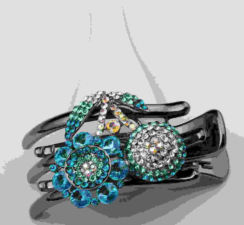 探索小馬飾品 義烏市茗璨飾品廠的批發(fā)優(yōu)勢(shì)與采購指南