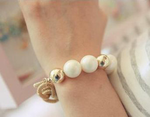 韓版飾品批發(fā)新寵 麻花彈力金屬鏈串珍珠手鏈，引爆女式手飾批發(fā)市場(chǎng)